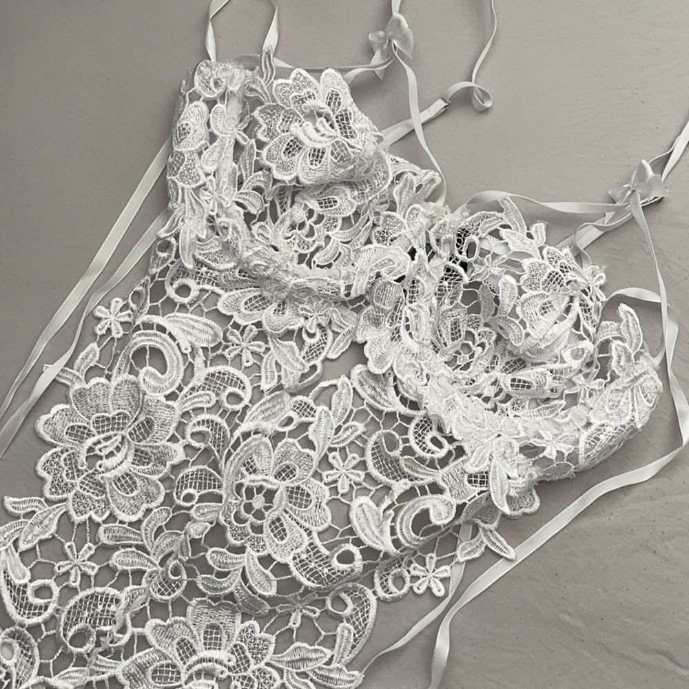 White lace Lingerie
